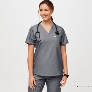 Figs Catarina™ One-Pocket Scrub Top